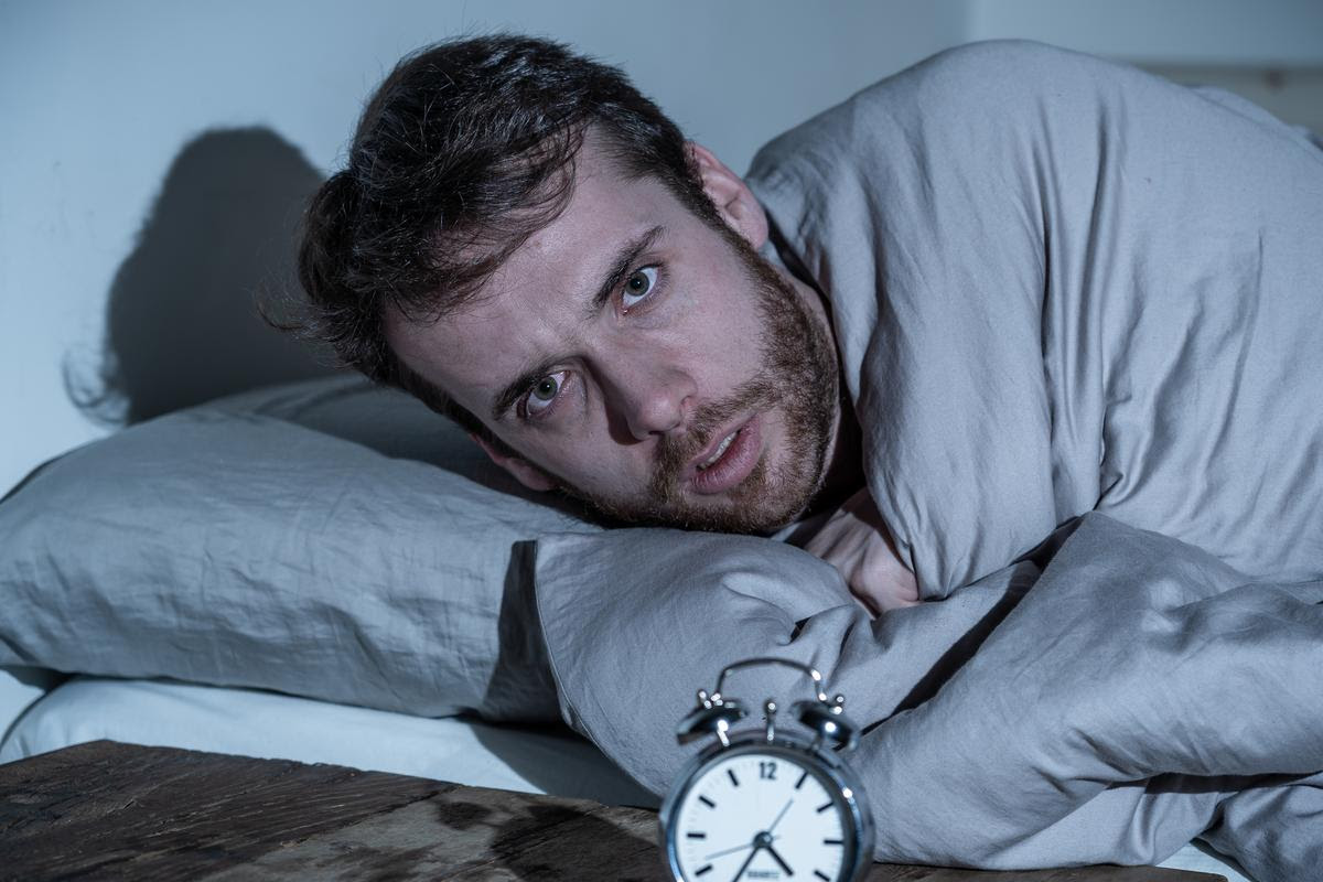 A long-term study found persistent sleep durations of less than six hours in middle age were linked with a 30-percent increased risk of developing dementia later in life