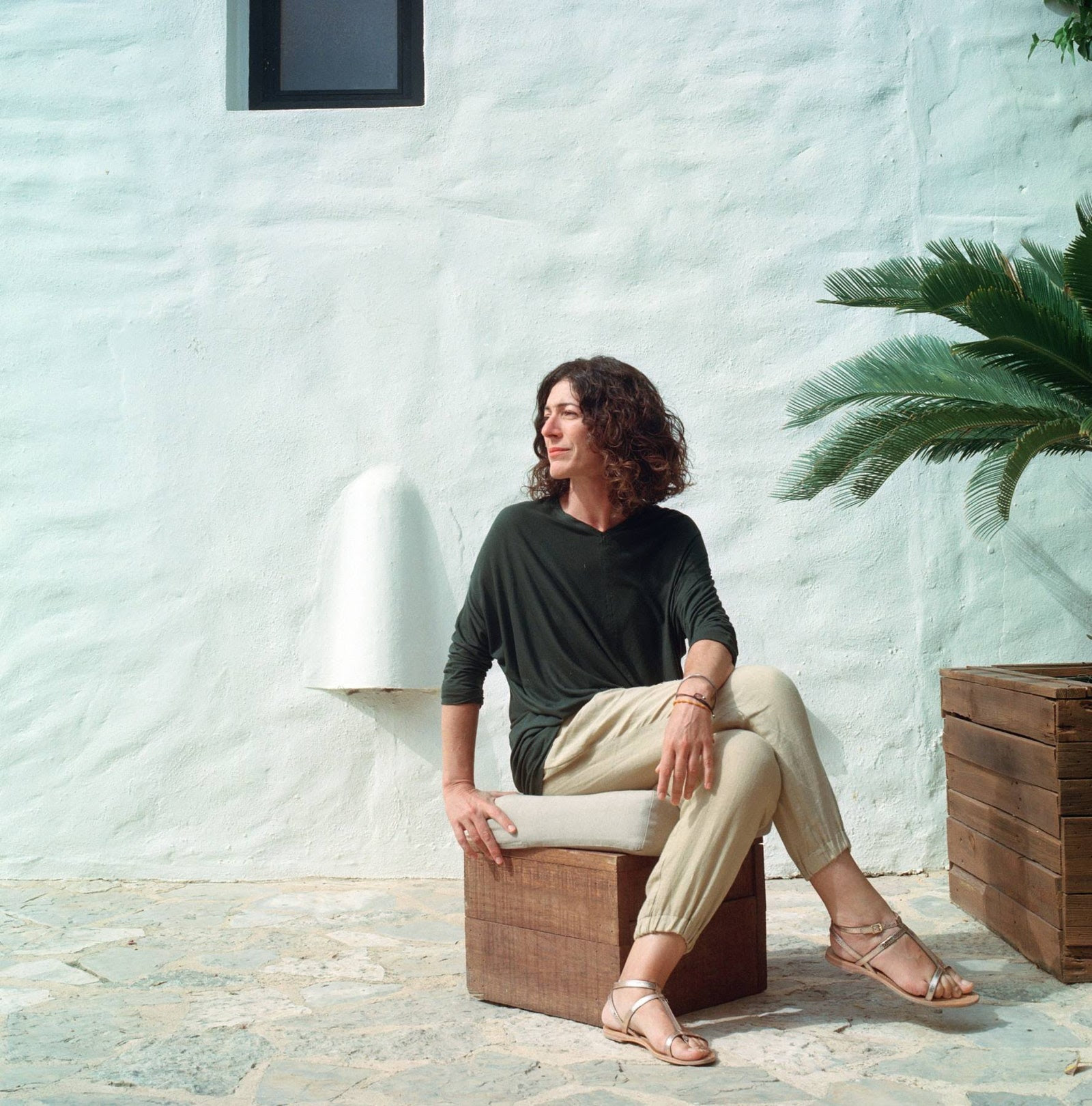 En 2011 Lina Bustos abrió Paraíso de los Pinos un espacio en el que vivir la Formentera ms autntica sin renunciar a la...