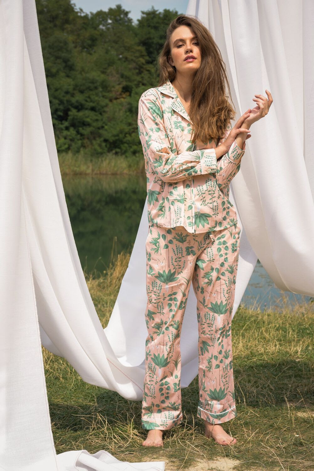 Circe's Garden Pink Women Long Pyjama Set