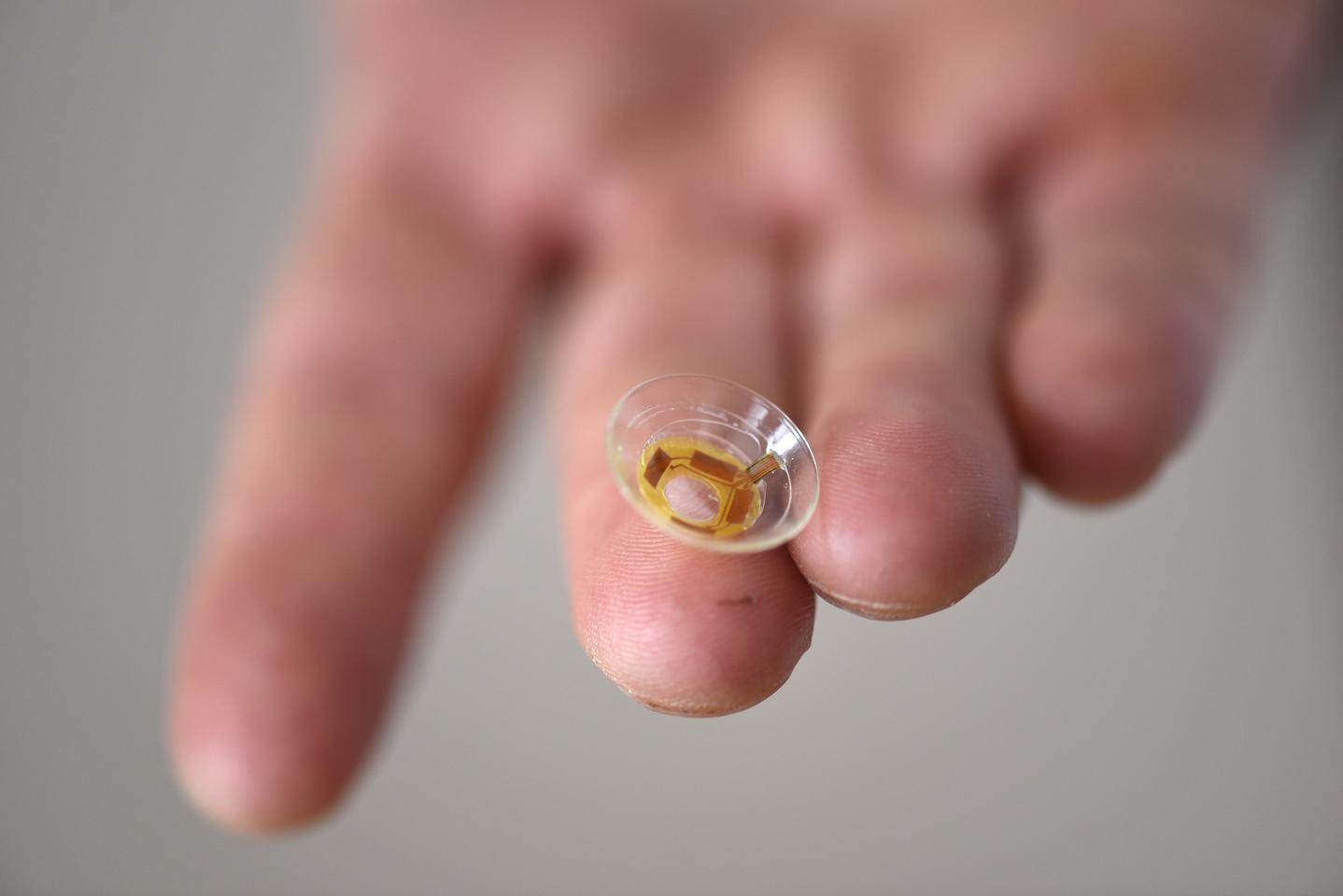 A standalone contact lens with an onboard power supply could serve all kinds uses