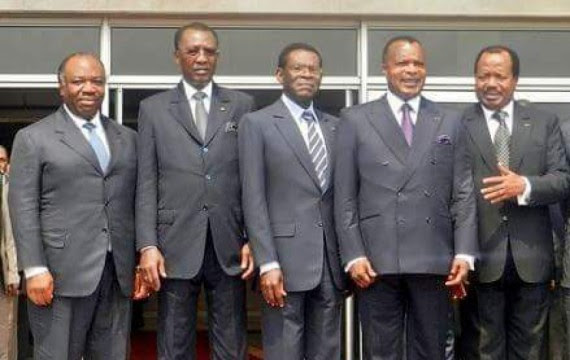 De gauche à droite Ali Bongo (Gabon), Idriss Déby (Tchad), Theodoro Obiang Nguema (Guinée équatoriale), Dénis Sassou Nguesso (Congo Brazzaville) et Paul Biya (Cameroun)