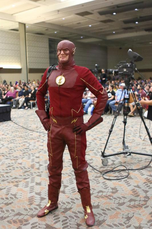 Jeff Ludthe of Capt. Shanks Cosplay as The Flash