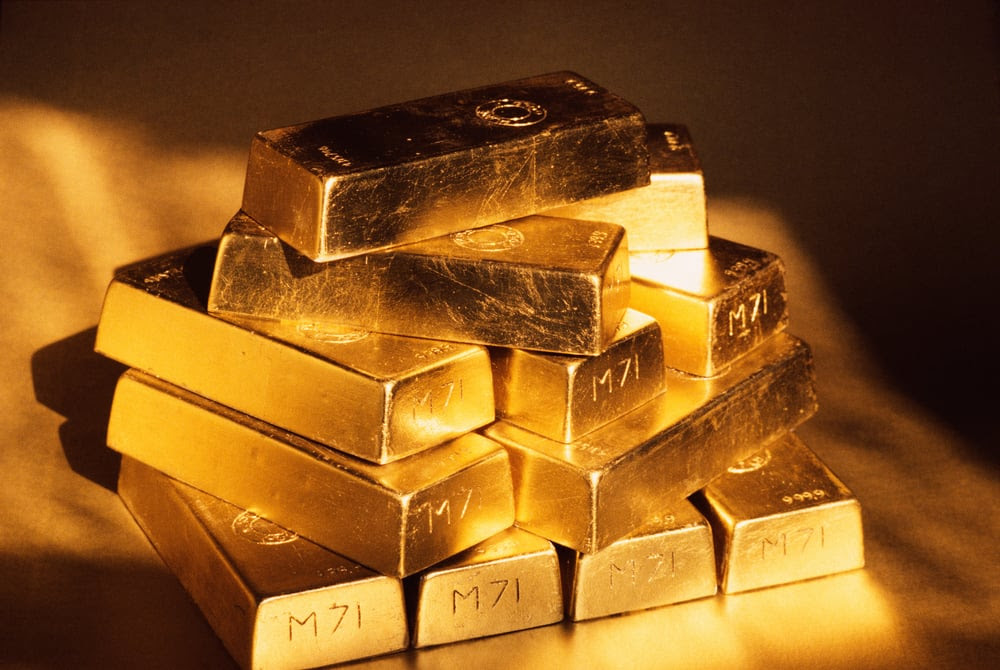 Five good reasons to invest in gold