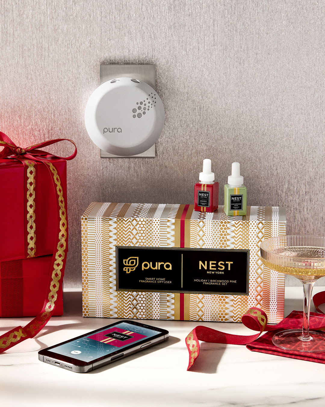 Festive Pura Smart Home Fragrance Diffuser Set