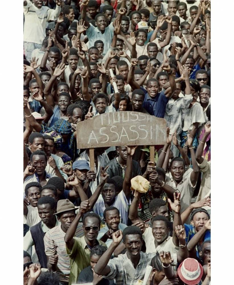 Manifestation contre le pouvoir du président Moussa Traoré, Bamako, 24 mars 1991. © François Rojon/AFP