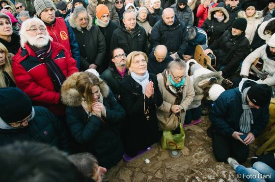 aparicion-de-la-virgen-a-mirjana-en-medjugorje-el-2-de-enero-de-2017-10