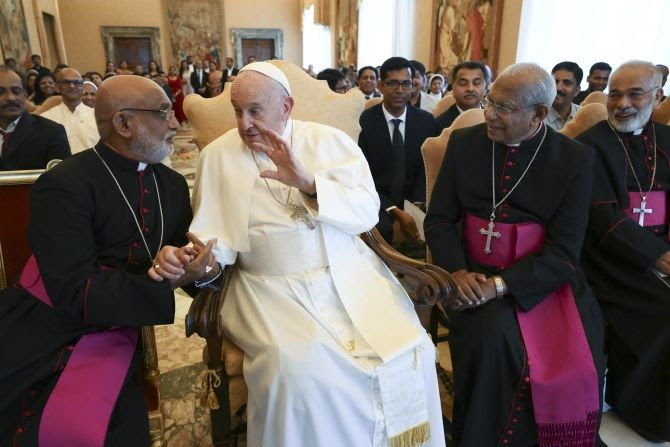Đức Thánh Cha Phanxicô gặp gỡ các thành viên của Giáo hội Syro-Malabar vào ngày 13 tháng 5 năm 2024 tại Vatican (Ảnh: Truyền thông Vatican)
