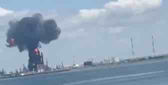 Blast at Romania's biggest oil refinery kills 1, injures 4