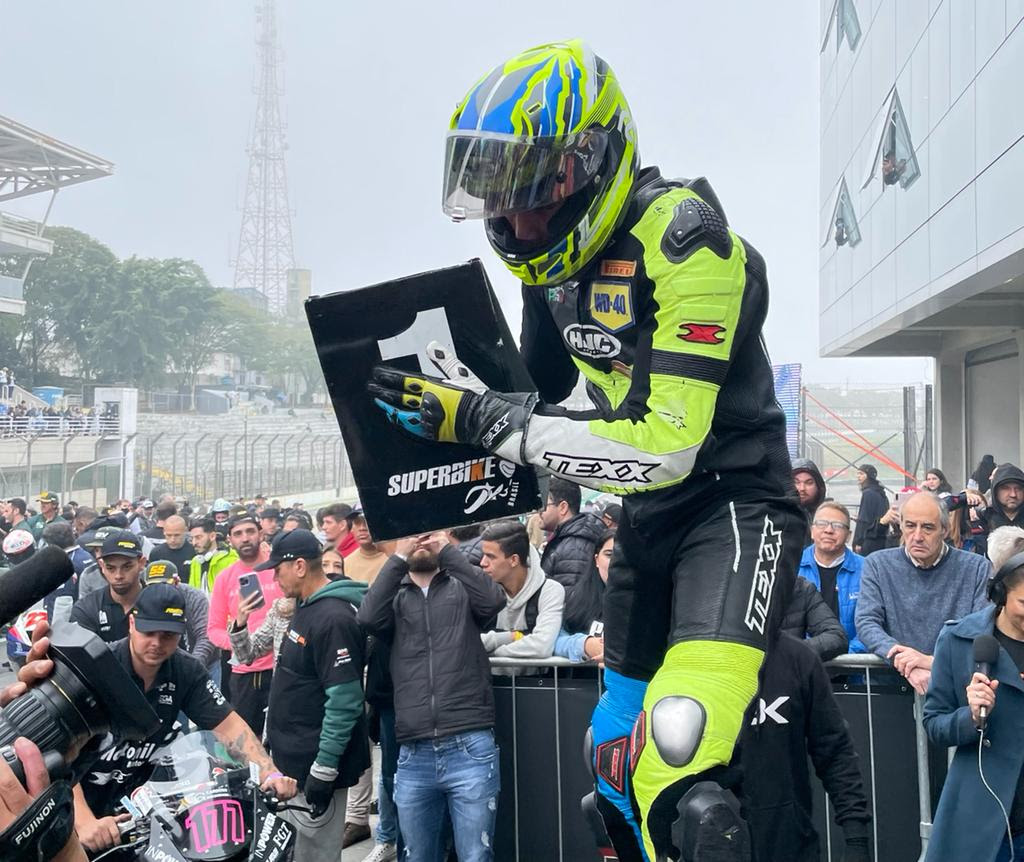 Interlagos pegou fogo na quarta etapa do SuperBike Brasil - Revista Moto  Adventure