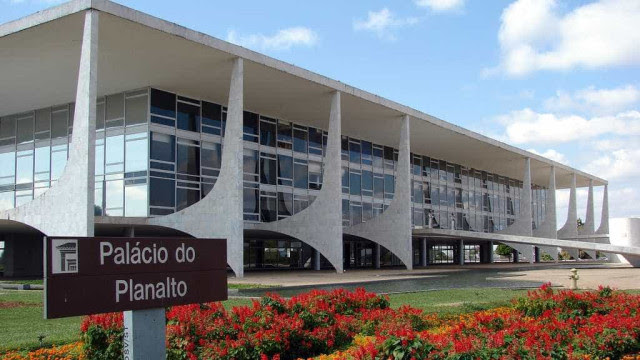 Brasil: Palácio do Planalto já registou 460 casos de Covid-19