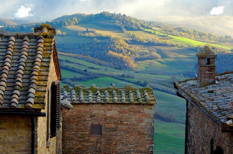 Tuscany_Rooftops