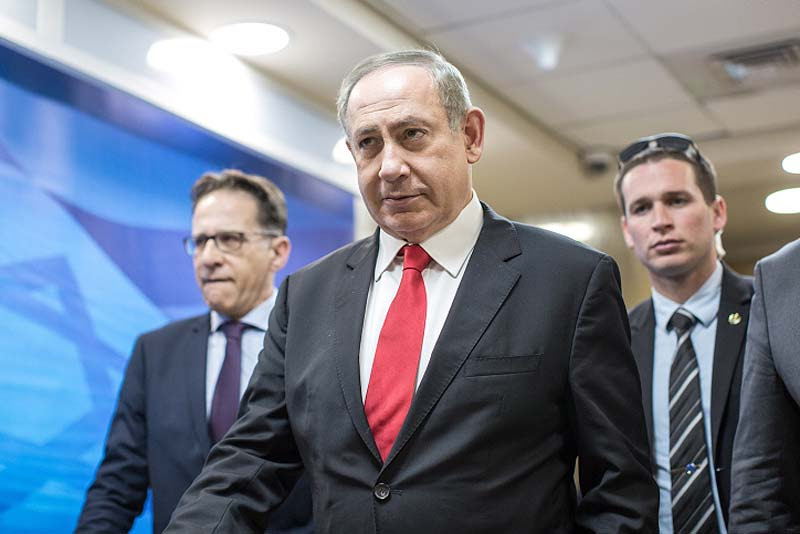 Israeli PM Benjamin Netanyahu arrives at the weekly cabinet meeting, February 5, 2017.