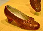 Smithsonian_Dorothys_ruby_red_slippers