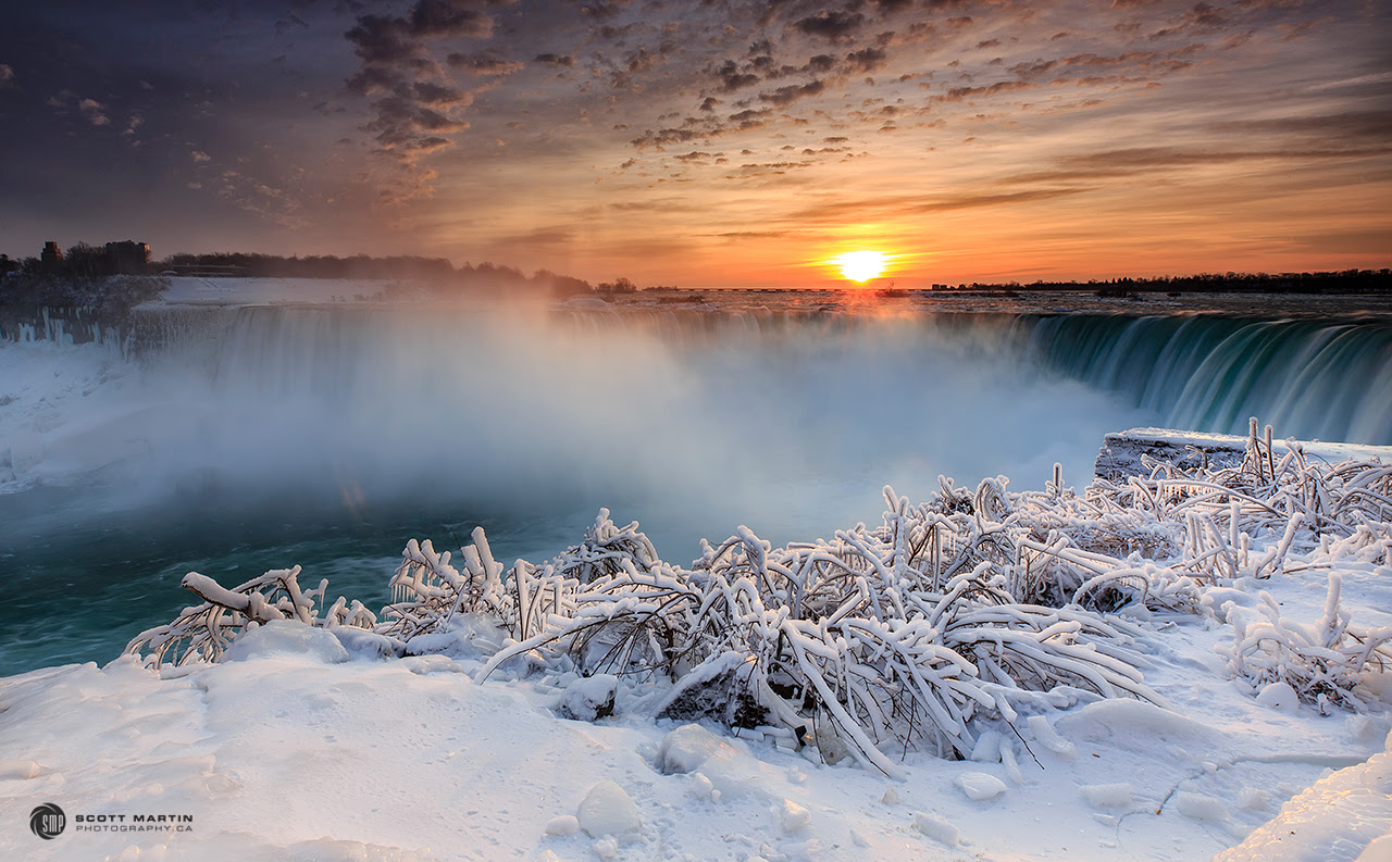 Ảnh thác Niagara bình minh mùa đông