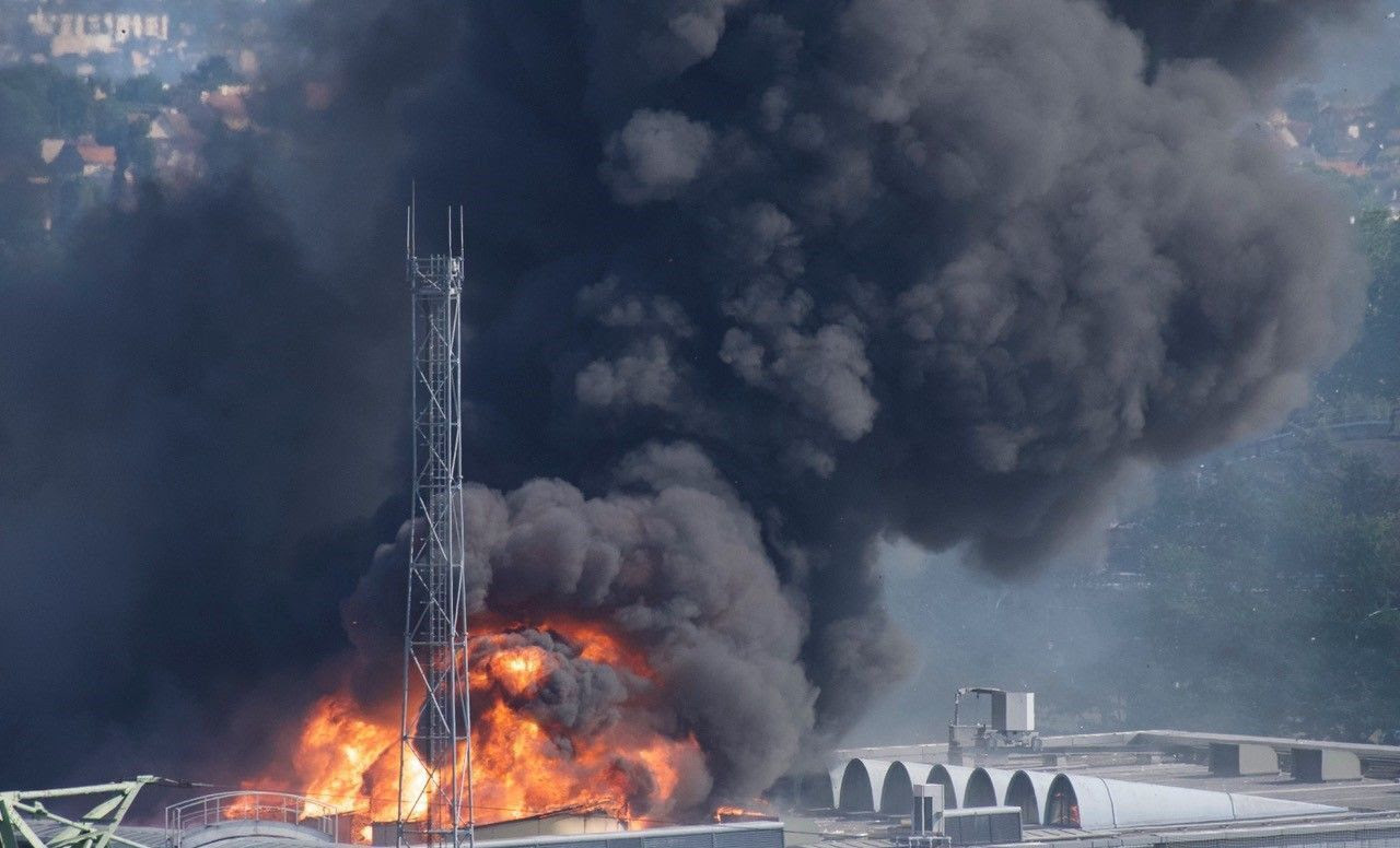 Dans l’usine qui a pris feu en juillet, l’installation de détecteurs d’incendie «était prévue pour 2020»… Odile Tambou