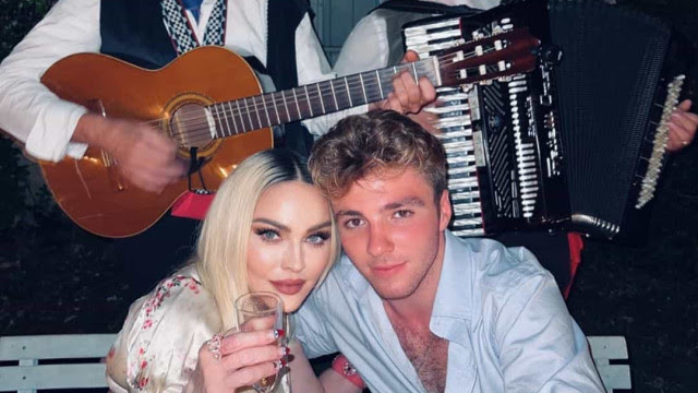 Madonna mostra festa de aniversário do filho Rocco 