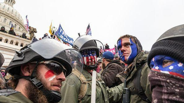 Pro-Trump protesters trying to enter Capitol building 