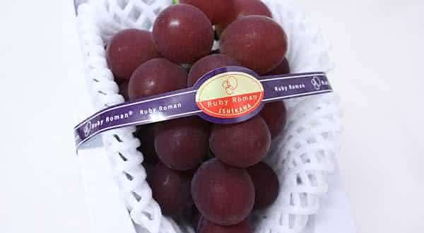 Uvas Rubis Romanas entre as frutas mais caras do mundo