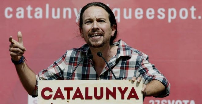 El secretario general de Podemos, Pablo Iglesias, durante su participación en un acto de campaña de la candidatura Catalunya Sí que es Pot celebrado hoy en la Rambla del Carmel en Barcelona. EFE/Andreu Dalmau