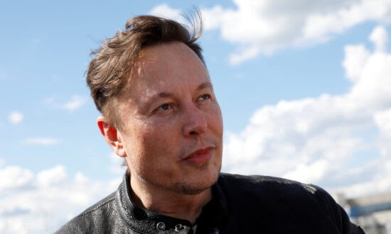 Musk Responds to Reports Twitter Mulling ‘Poison Pill’ Tactic to Foil His Takeover Bid