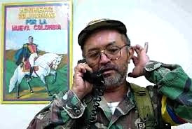 Raúl reyes habría sido asesinado con ayuda de la cia