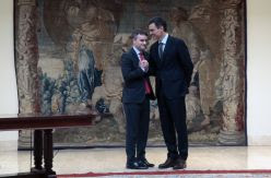 El presidente refuerza a Iván Redondo y convierte a su jefe de Gabinete en el 'ministro 23'