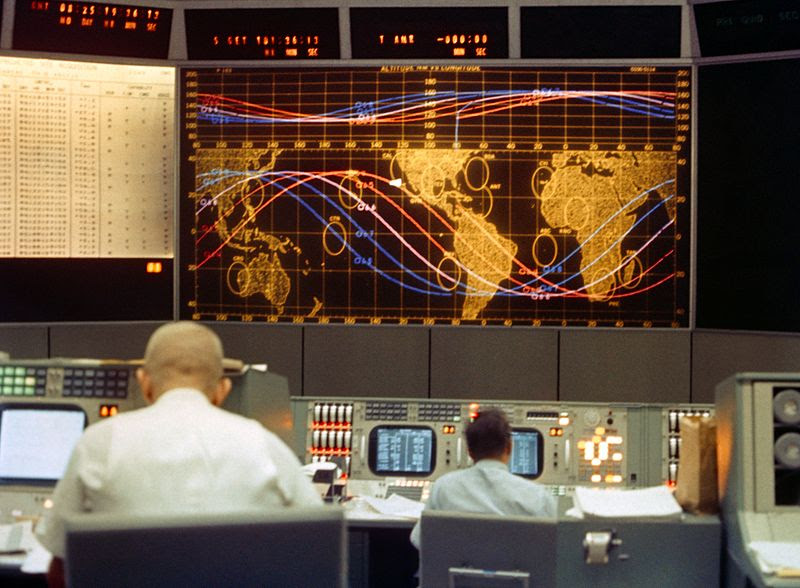 File:Gemini 5 control room.jpg
