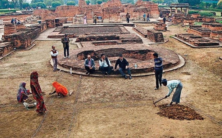 Archaeologists excavating a site in Sarnath. From telegraphindia.com