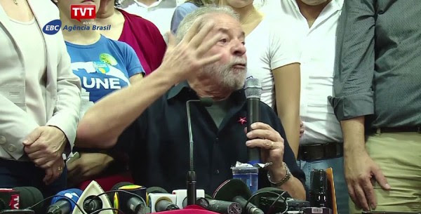 "Lula, guerreiro do povo brasileiro"