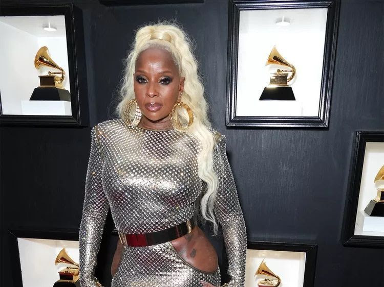 premios grammy 2023