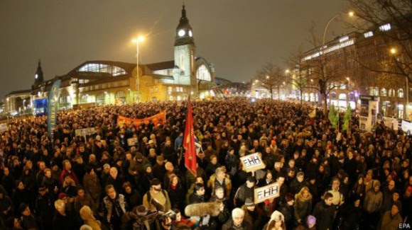 En Hamburgo (foto) y Dresden se escenificaron las mayores concentraciones organizadas por Pegida.