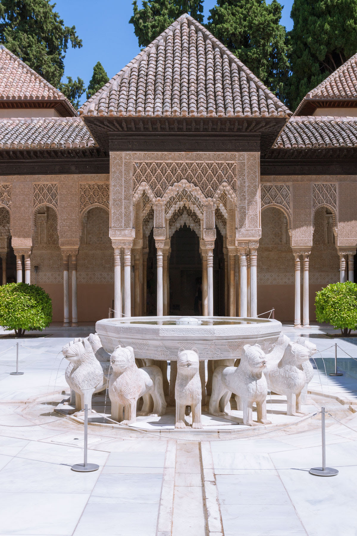 Fountain in Patio de los Leones Alhambra