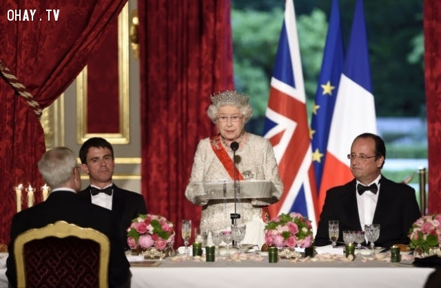 6. Nữ hoàng Elizabeth II làm chủ tất cả các cuộc gặp mặt,hoàng gia anh,quy tắc,luật lệ,gia đình hoàng gia,nước anh