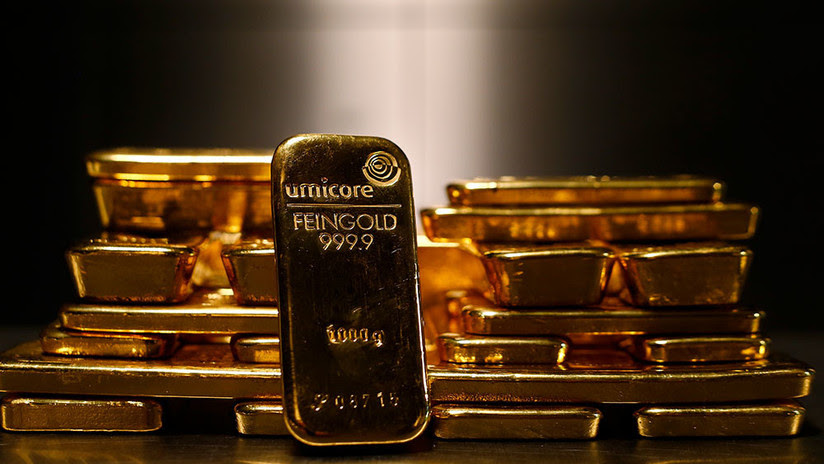 Rusia dice adiós al dólar: Bate el récord soviético y ya posee más de 2.000 toneladas de oro