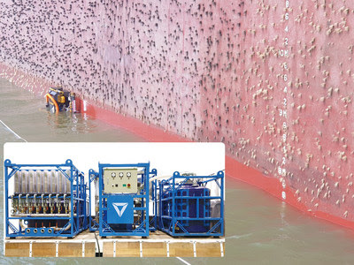 Hull Cleaning Robot cleaning ship’s surface. On the right is the filtration system which cleans microorganisms and microparticles in 3 stages