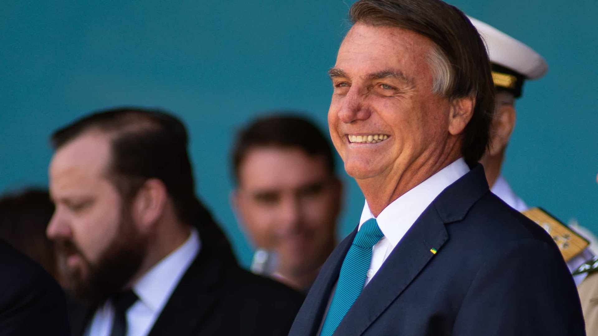 Bolsonaro comete ato falho e diz que Brasil tem 'chefe do Executivo que mente'