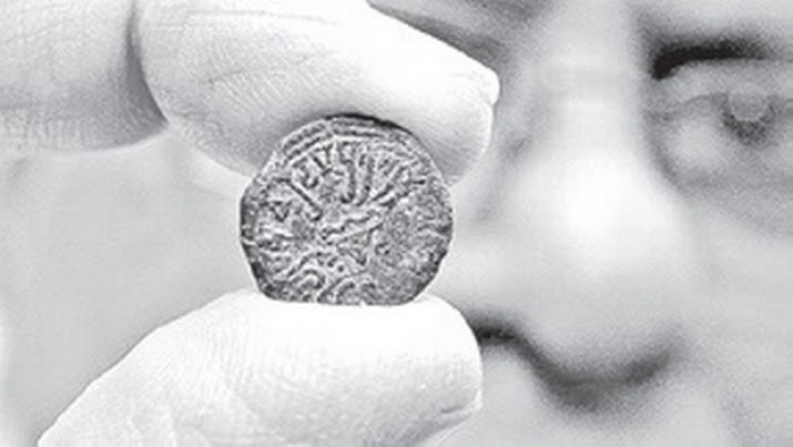 A 3rd century Potin coin exacavated from a stupa in Telangana's Nalgonda District. From newindianexpress.com