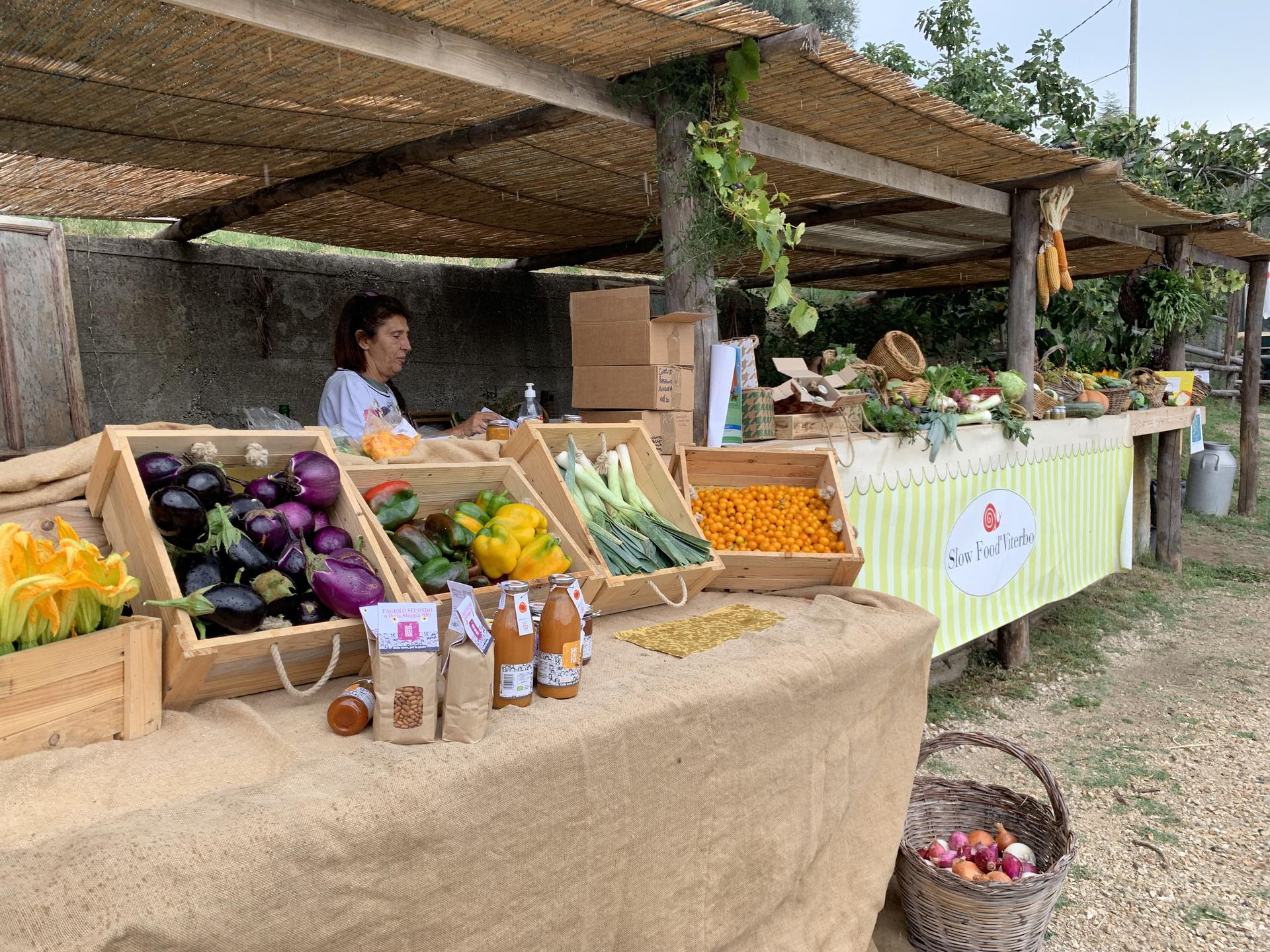 Al Mercato della Terra di Viterbo e Tuscia tante eccellenze gastronomiche locali Al Mercato della Terra di Viterbo e Tuscia tante eccellenze gastronomiche locali