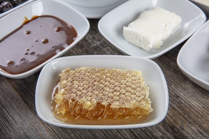 Start dagen med verdensomspennende, tradisjonell tyrkisk frokost