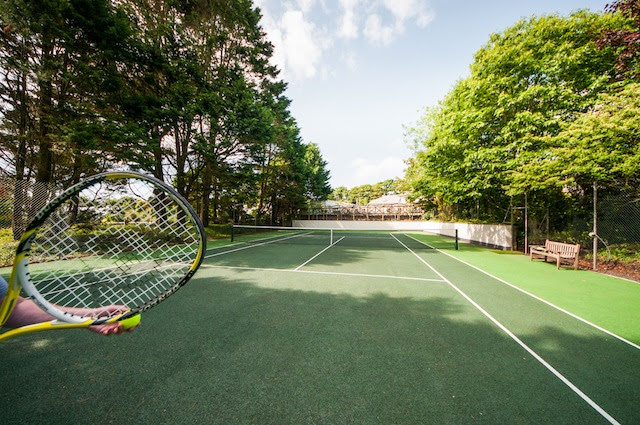 Broomhill Manor tennis court.jpg