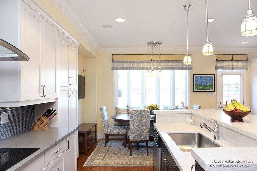 3-Beach-kitchen-table-view-WM