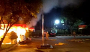 Indonesia: Muslims raid village, murder four Christians, burn church and six Christian homes