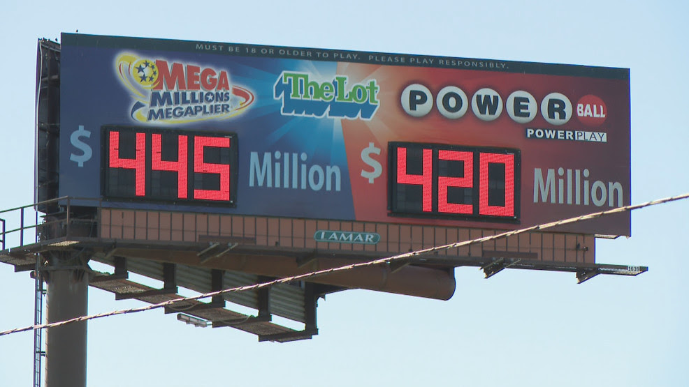  Two big jackpots: Mega Millions, Powerball stand at more than $400M each