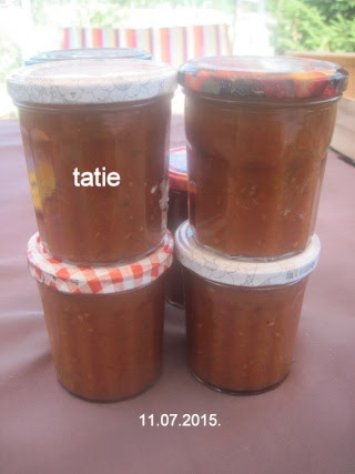 Sauce tomates et  sarriette.photos. Img_8210
