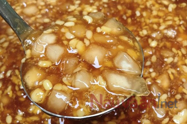 mâm cỗ cúng gia tiên ngày rằm tháng Riêng