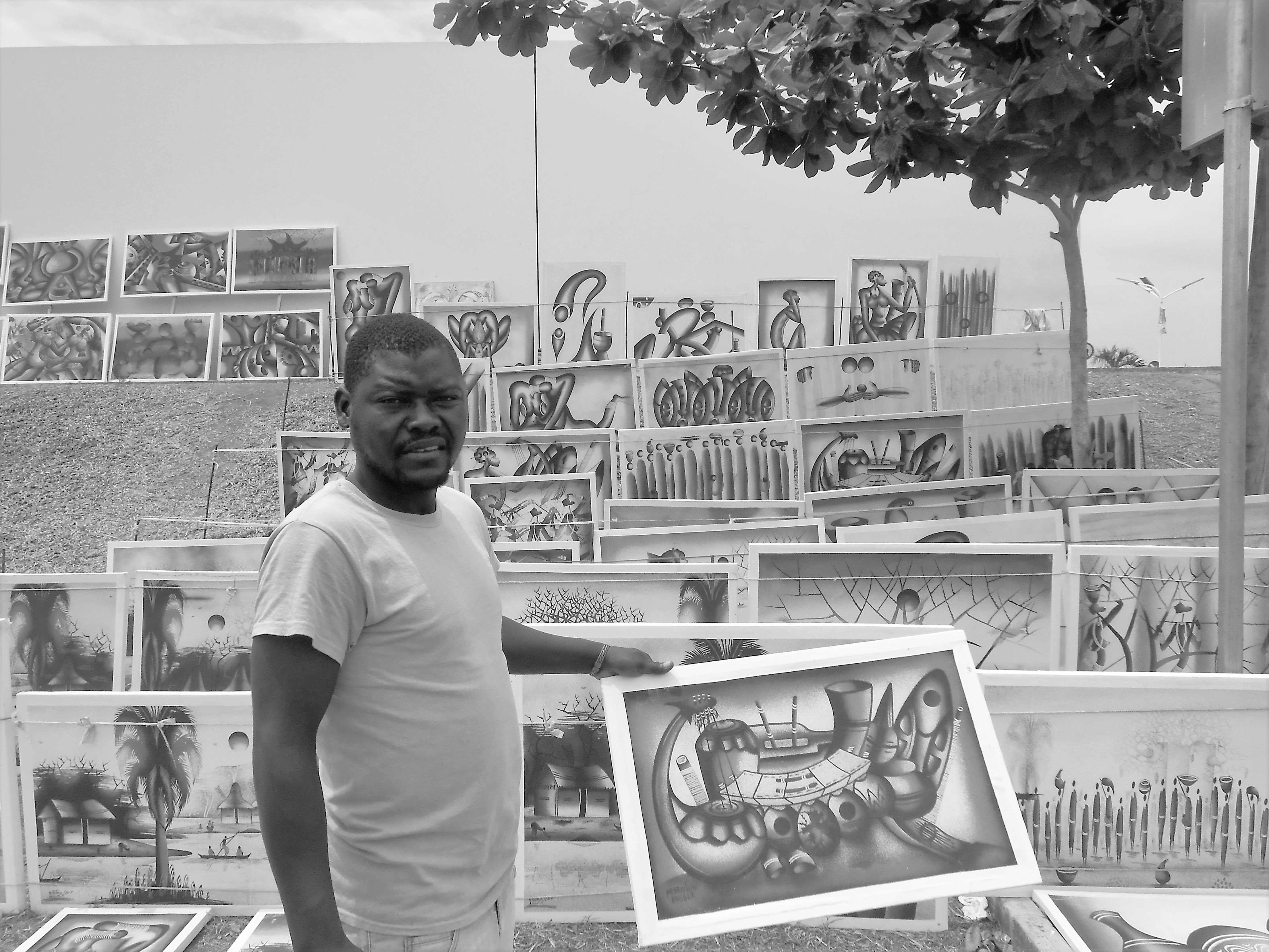 The Art Center & Craftsmen’s Market: Angolan History through Its Art