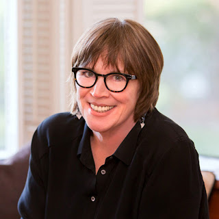 Author Maggie Clare