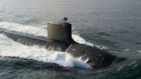 El submarino de ataque USS North Dakota de la clase Virginia, 18 de agosto de 2013.