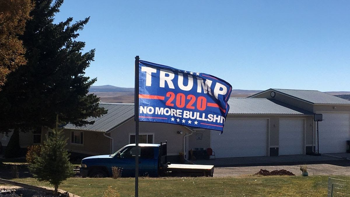 Trump flags in Kanab Utah