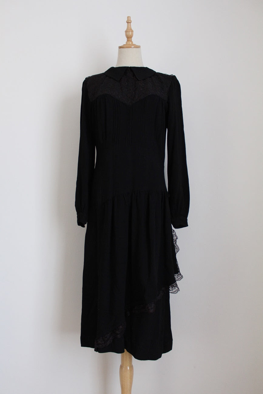 1940s VINTAGE LACE CREPE LONG SLEEVE DRESS BLACK - SIZE 10